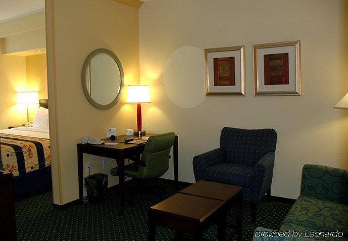 Springhill Suites Prince Frederick Exterior foto